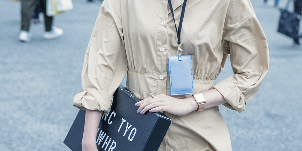 IC CARD HOLDER